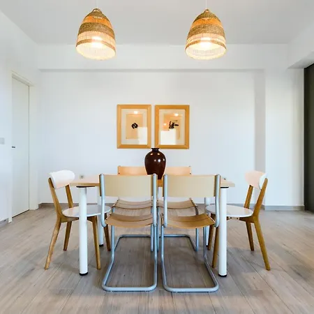 Akrotiri Seaside Project Feriehus